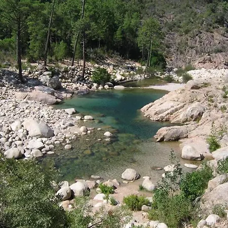 T3 65 M2 Centre Порто-Веккьо